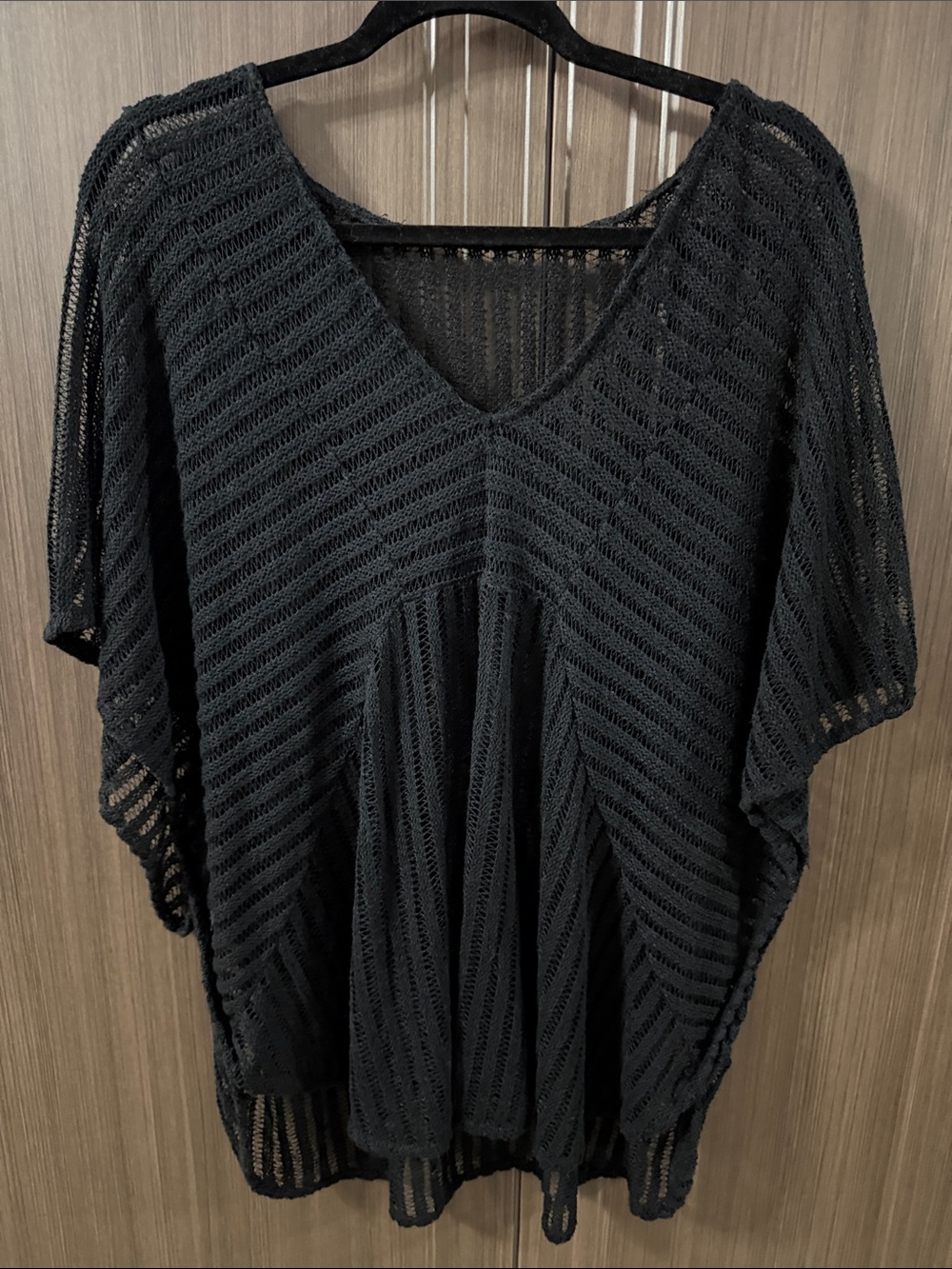 Black Open-Knit V-Neck Tunic‎ Top for Women